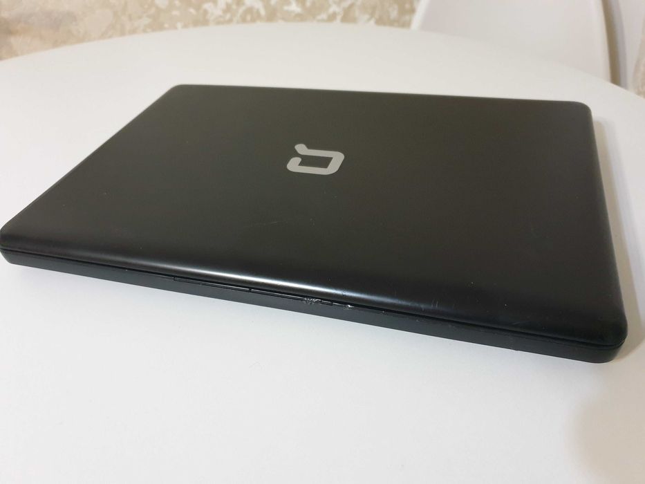 Core i3- 2450М  батарею держит два часа.