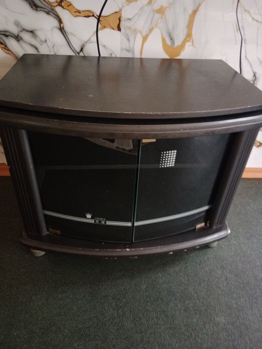 Отдам тумбу под телевизор