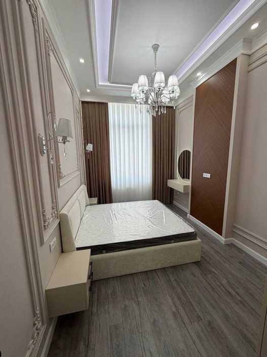 Продаётся квартира Юнусабадский район Чинабад 2/1/10 новостройка