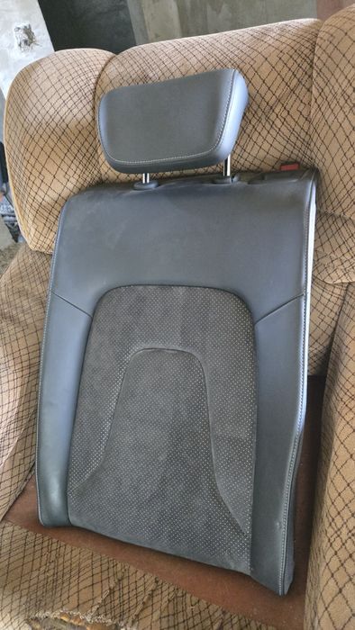 Dezmembrez Audi A4 avariat
