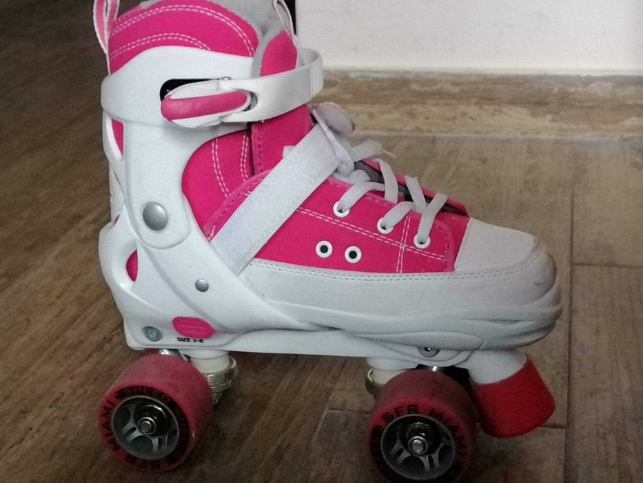 Кънки. Ролери. Много запазени.