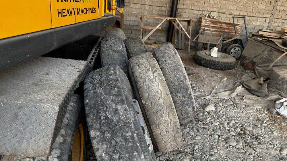 Балон 12.00 R20-22 (Б/У) + Диска