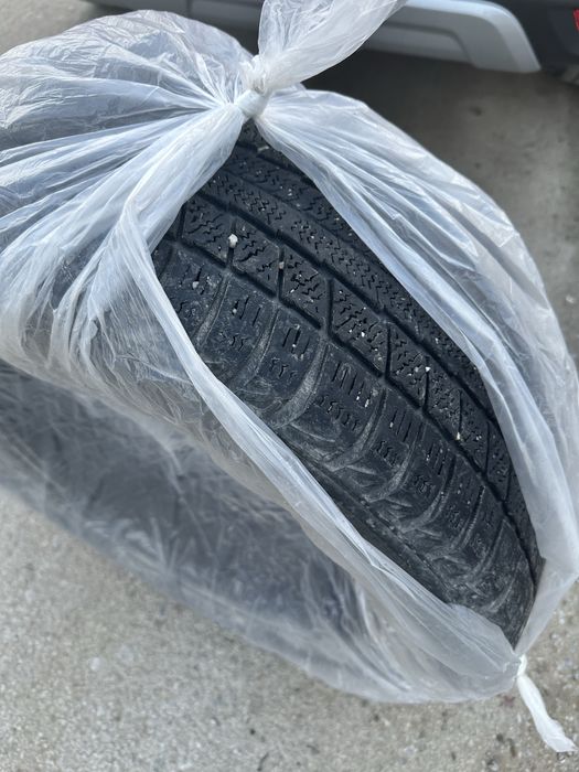 Покрышка 17 размераа