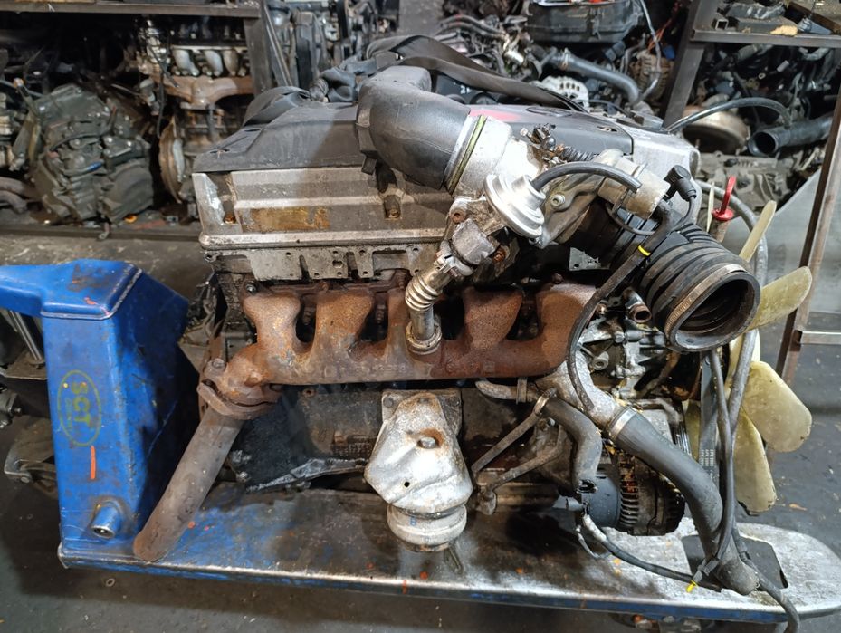 Двигатель на Мерседес OM605