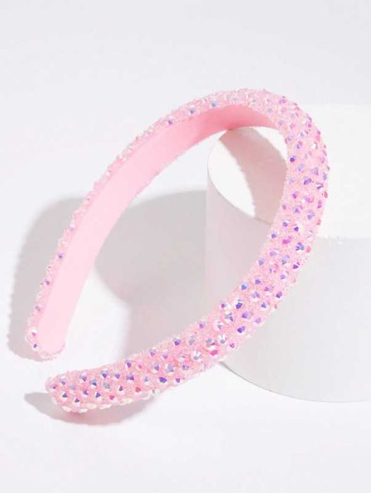 Диадеми с тюл и кристали, вдъхновени от Petite Fleur - няколко модела