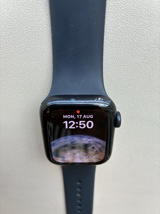 Apple Watch SE 2, 40mm + 3 ремешка