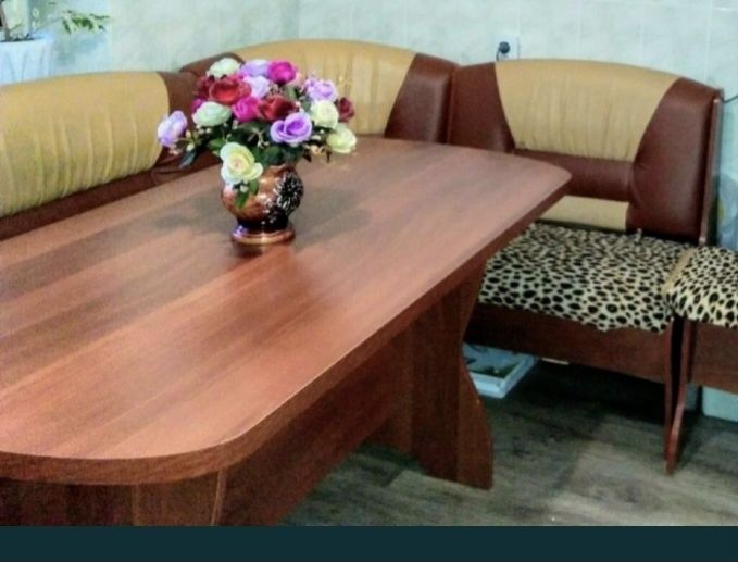 Продам кухонный уголок