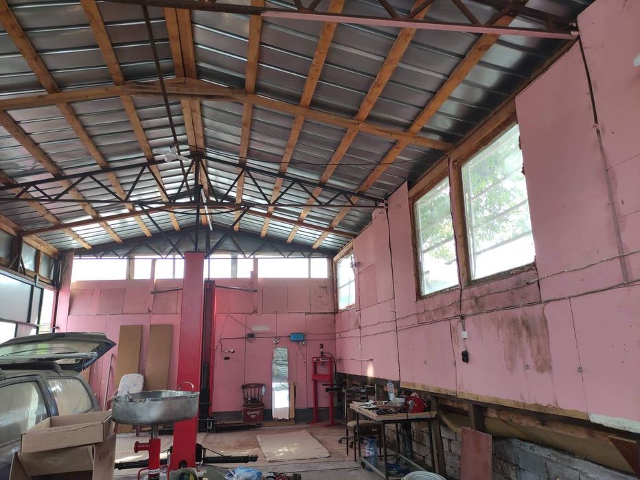 Дава се под наем Промишлена сграда в Пловдив, Център - 100 кв.м за 510 € - Снимка #1