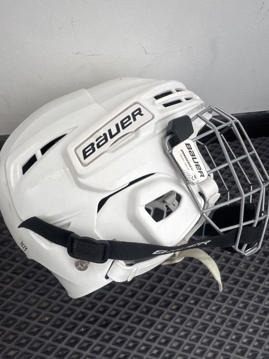 шлем хоккейный детский