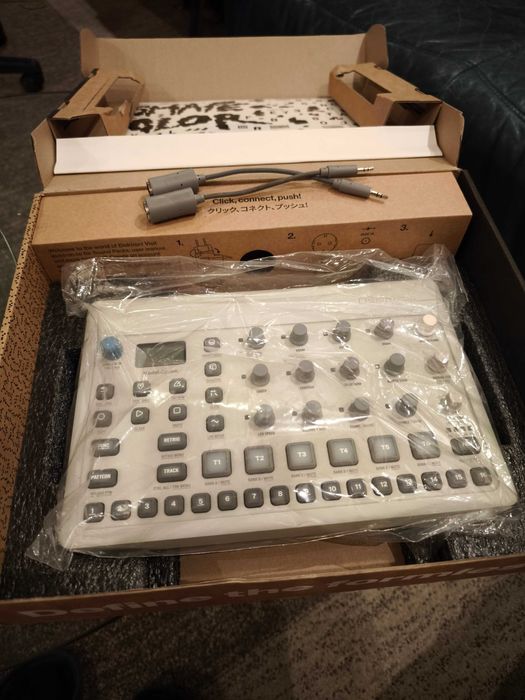 Vand Electron Model:Cycles in stare impecabila