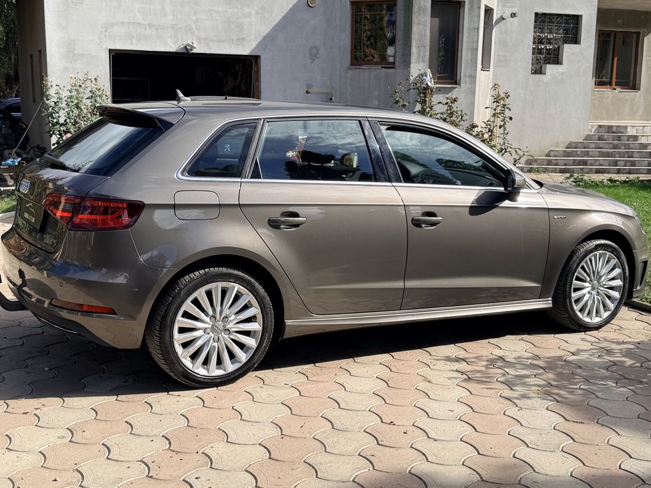 Audi A3 e-tron Attraction Pro Line Plus Plug in Hibdrid