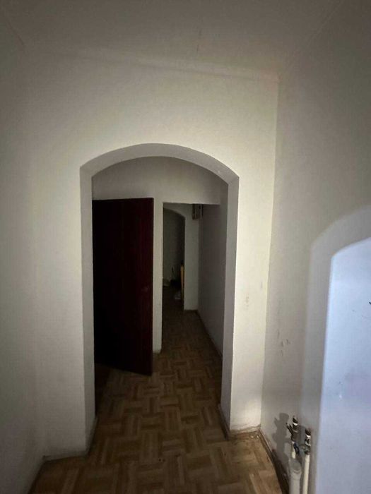 Продаётся помещение 87м2 Ор-р  Ахмад Дониш Базар