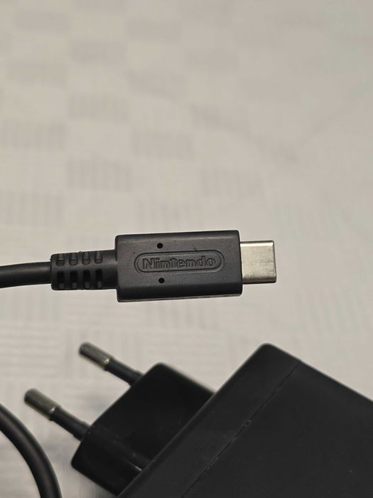 Nintendo Switch Lite + Animal Crossing New Horisons