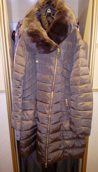 Продам хороший пуховик