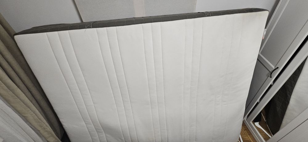 Saltea IKEA HÖVÅG 160×200 cm – stare foarte bună