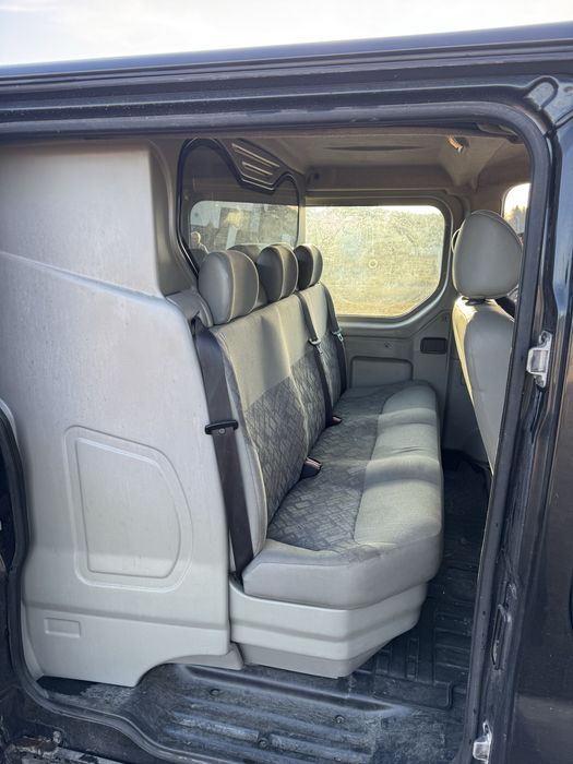 Opel vivaro 2.5 cdti