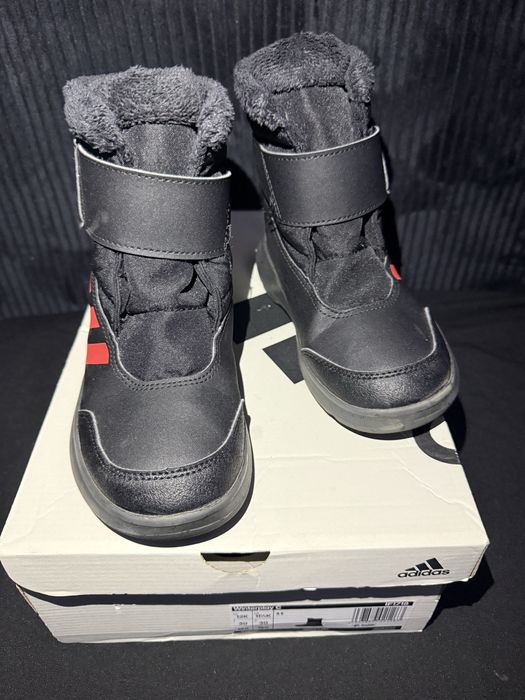 Cizme copii Adidas Winterplay marimea 30
