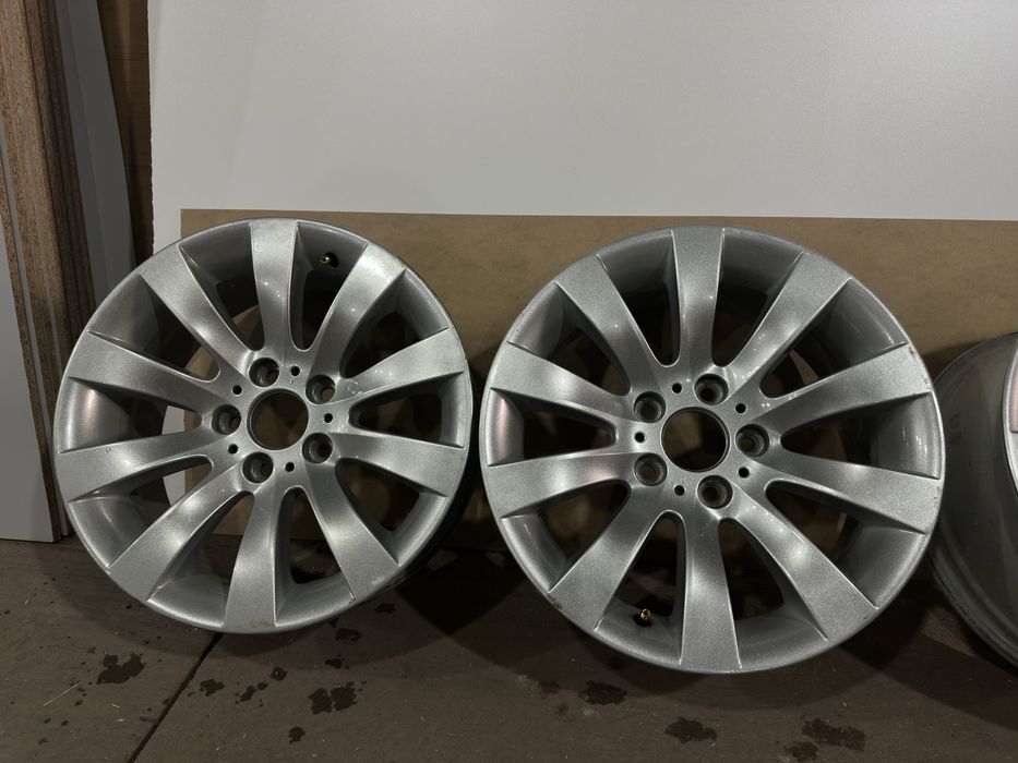 Продам оригинальные диски BMW (комплект 4 шт.)