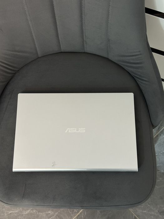Шустрый Ноутбук Asus