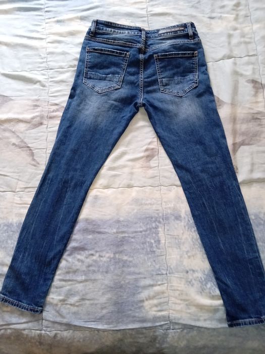 Страхотни  мъжки дънки