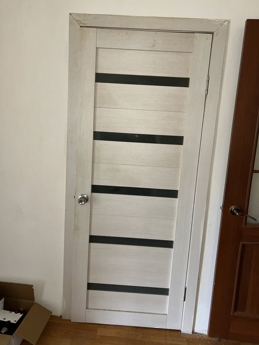 Срочно продам двери