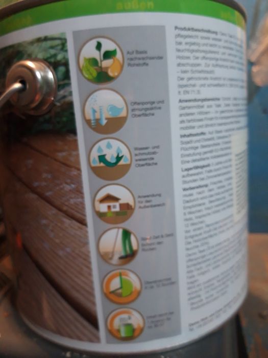 Продавам лак за дървени плоскости