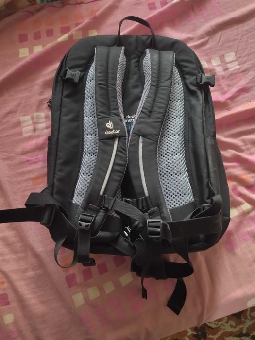 Туристическа раница Deuter - 80 лева
