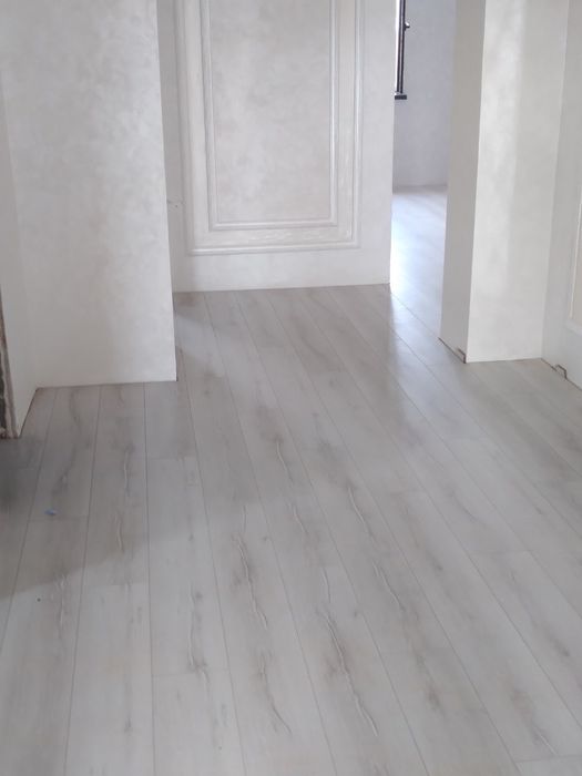 Laminat, linoleum, ustanovka