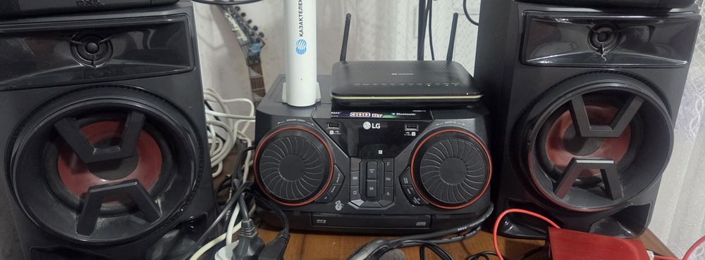 Музыкальный центр LG