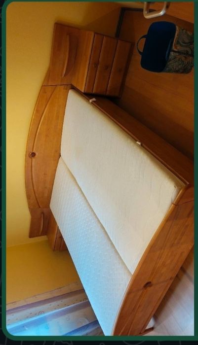 Pat dormitor din lemn masiv 1,8 m x 2m