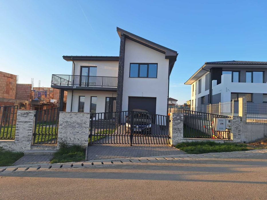 Vand Casa-Persoana Fizica