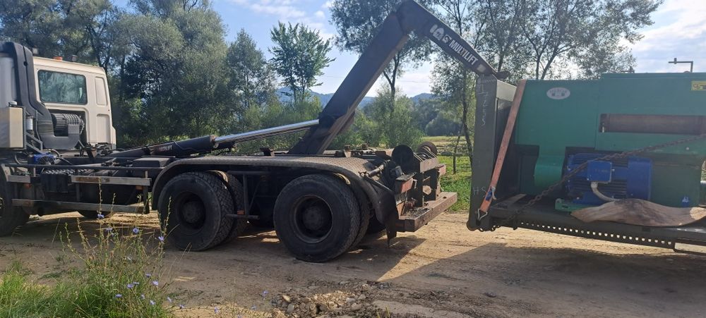 Daf ginaf basculanta abrollkipper 3 axe 32t  450000 km variante schimb