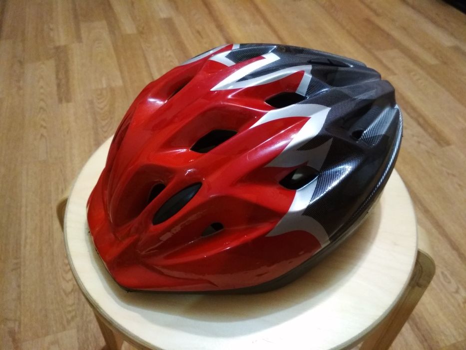 Шлем велосипедный (размер L)