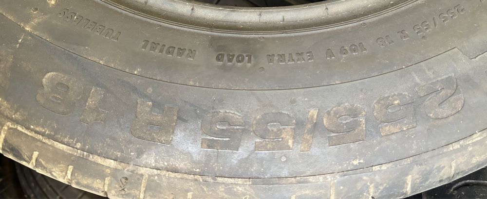 255/55 R 18 Continental
