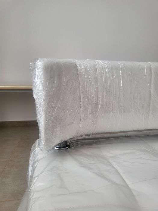 Продам компактный стильный диван