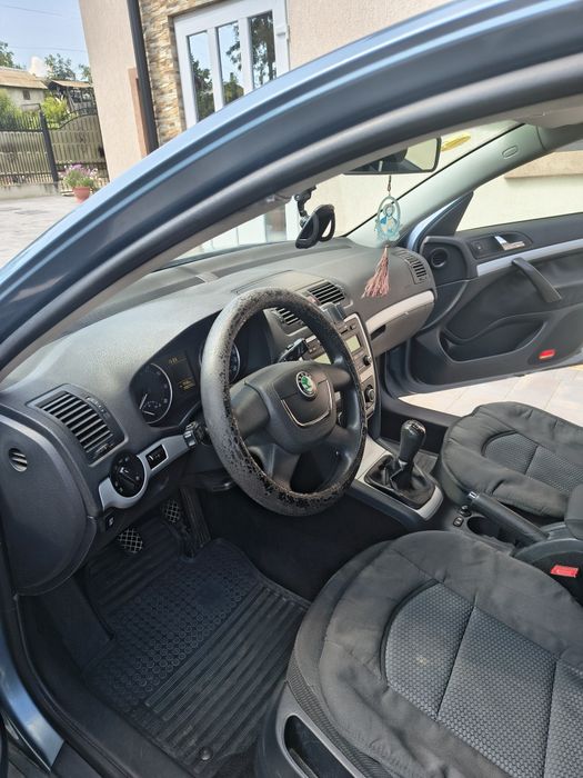 SKODA Octavia 2009 — imagine 5