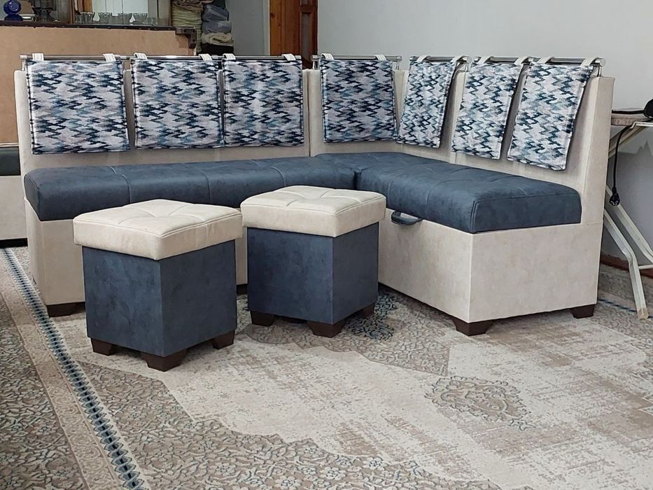 Ugolok yumshoq mebel