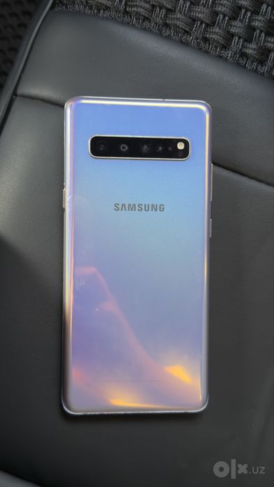 S 10G 512GB sotiladi