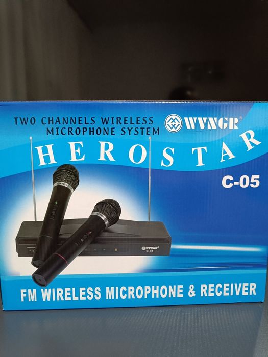 Sistem karaoke, 2xMicrofoane wir Receptor Herostar  WVNGR C-05, Negru
