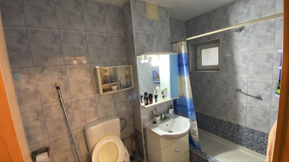 Inchiriez apartament 3 camere, Faleza Nord