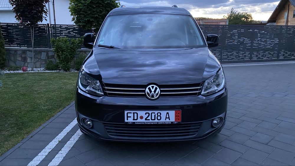 VOLKSWAGEN Caddy 2013