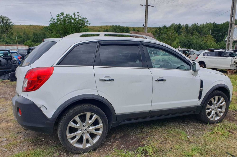 Dezmembrez Opel Antara 2.2CDTI S/S 4x4 2012