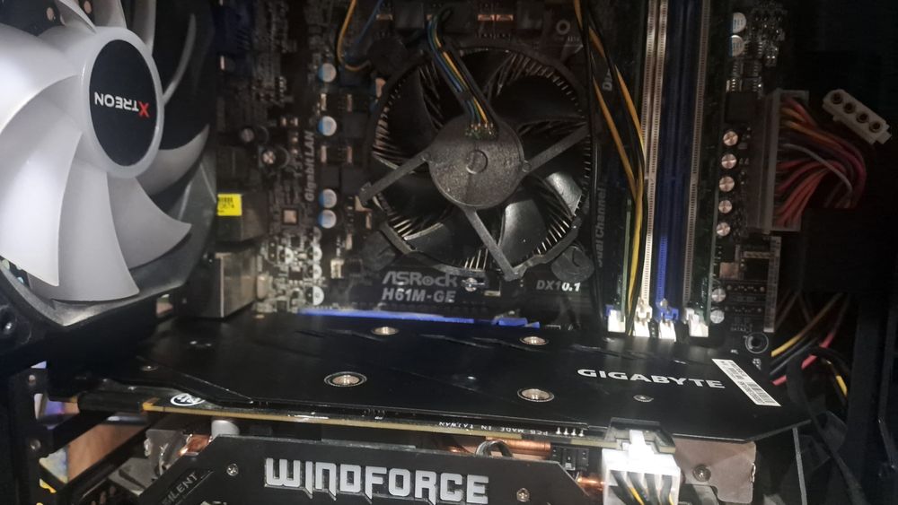 Продам Компьютер для средних игр