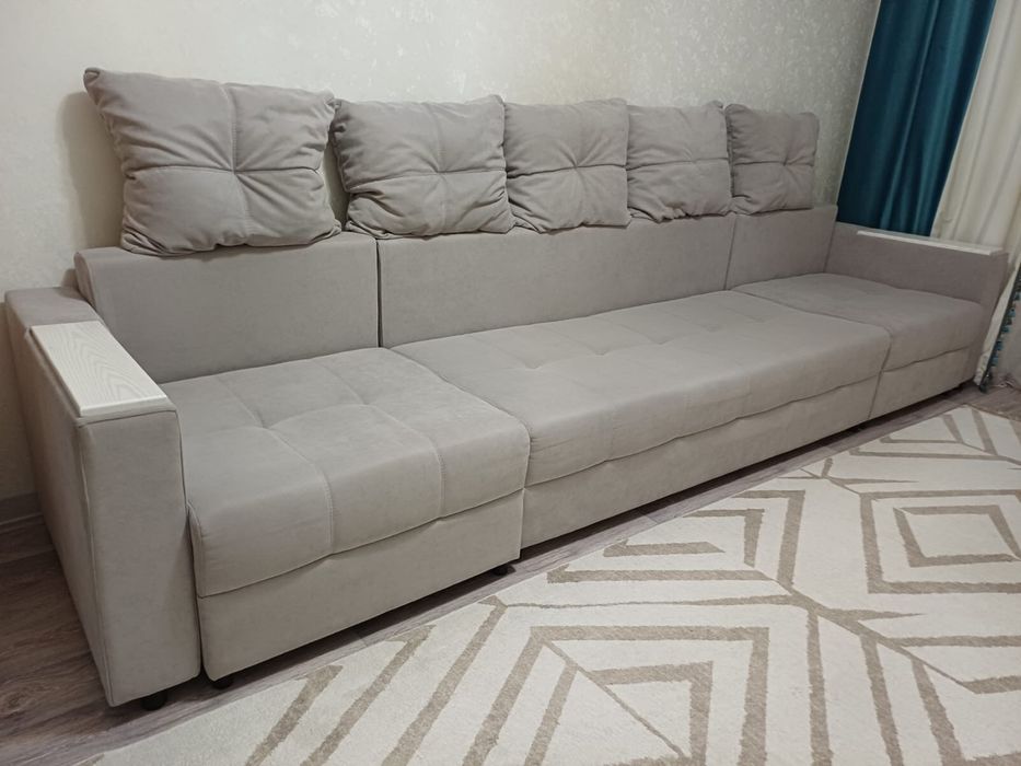 Продается диван в хорошем состоянии