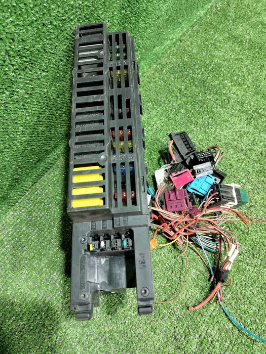 Продам Блок предохранителей Mercedes-Benz W211