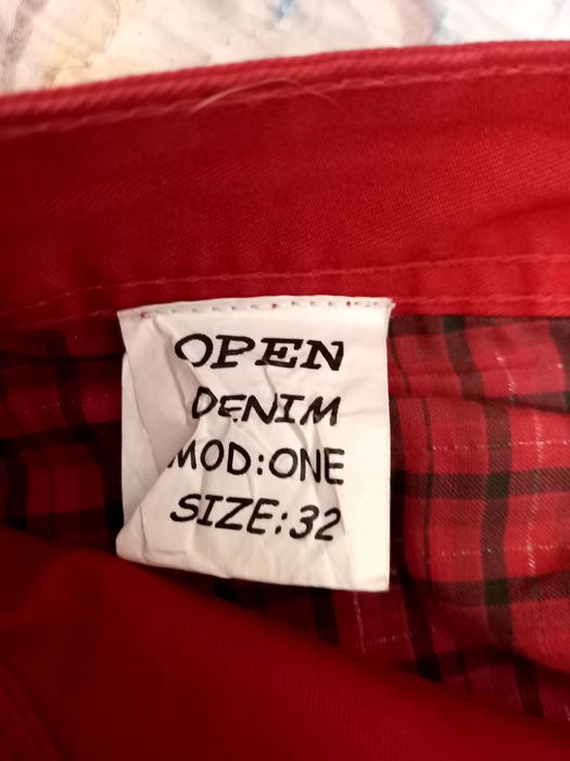 Продам джинсы мужские