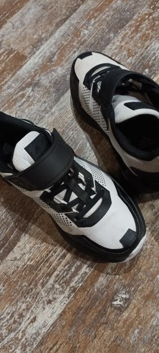 Маратонки адидас 33 номер