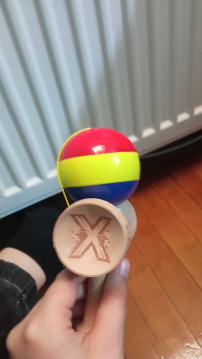 Kendama X king size semnata