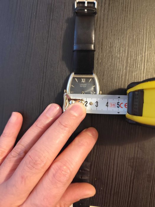 Часовник citizen eco drive