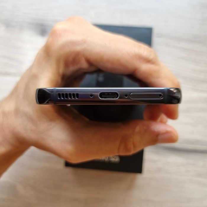 Galaxy S23 8GB/128GB Как Новый!